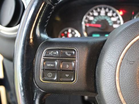 Used 2012 Jeep Wrangler Sahara w/ Dual Top Group AWD/4WD image 13