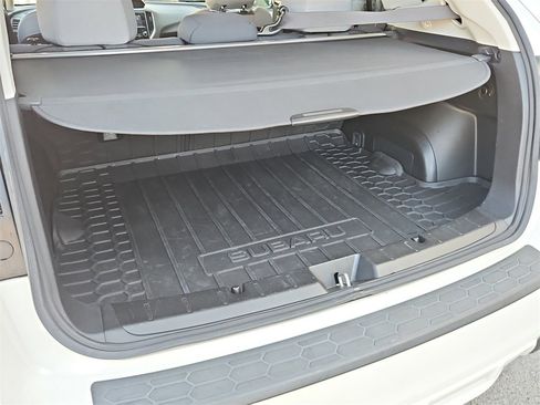 Used 2019 Subaru Crosstrek 2.0i Premium w/ Moonroof Package image 29