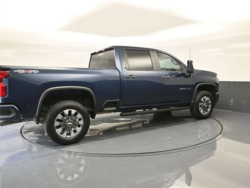Used 2022 Chevrolet Silverado 2500 Custom w/ Custom Convenience Package image 15