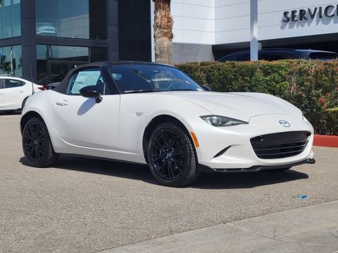 New 2026 MAZDA MX-5 Miata Club w/ Interior Package RWD image 31