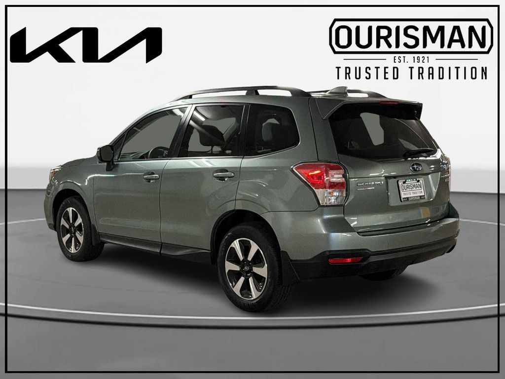 Used 2017 Subaru Forester 2.5i Premium w/ All-Weather Package AWD/4WD image 3