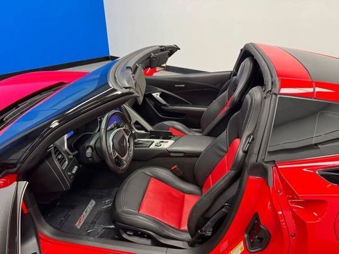 Used 2016 Chevrolet Corvette Z06 w/ 2LZ Preferred Equipment Group RWD image 16
