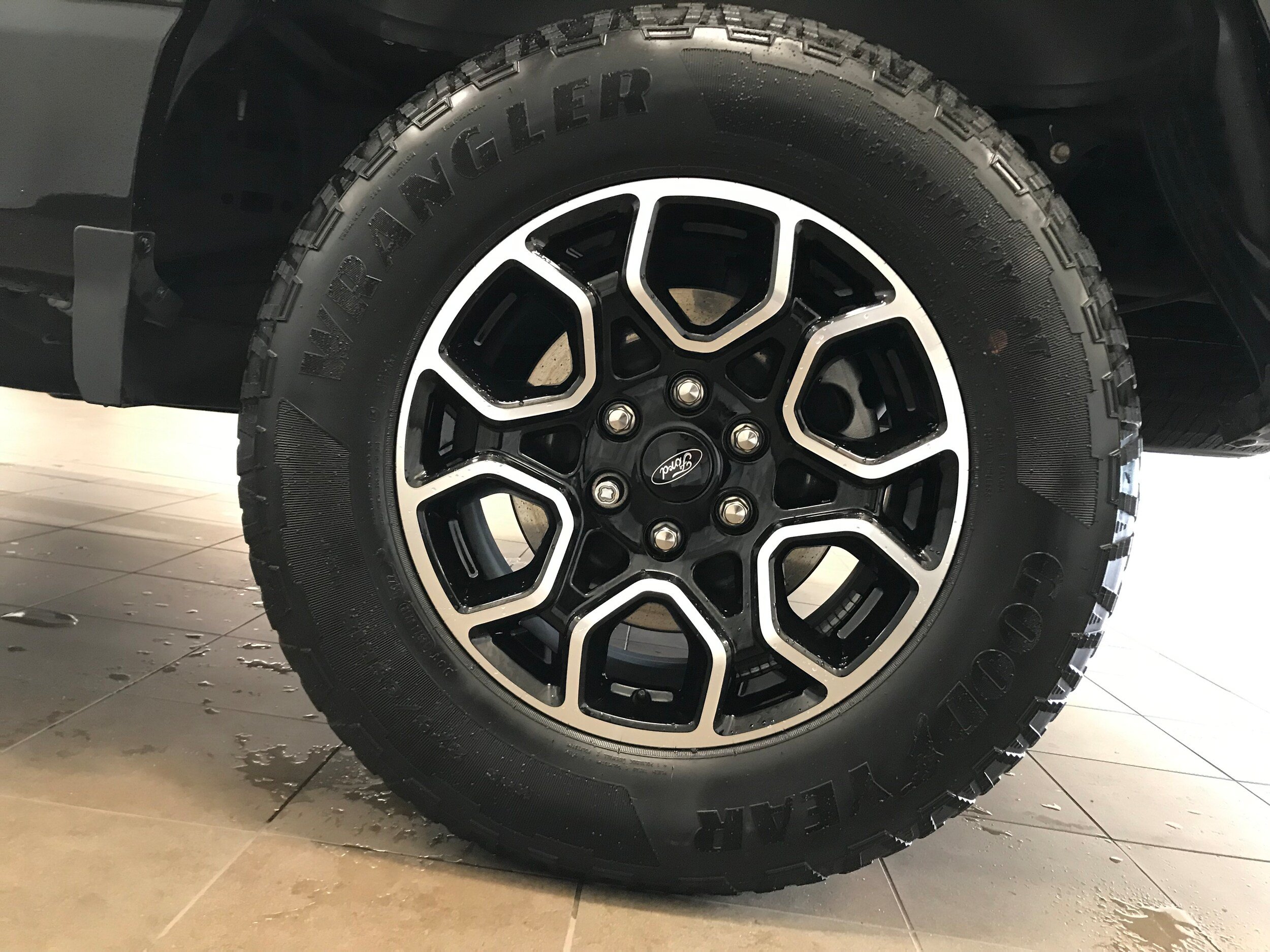 Used 2023 Ford F150 XLT w/ Equipment Group 302A High AWD/4WD image 25