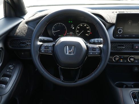 Used 2025 Honda HR-V Sport image 20