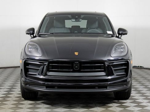 New 2026 Porsche Macan image 10