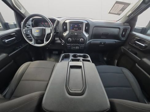 Used 2024 Chevrolet Silverado 2500 Custom w/ Custom Value Package AWD/4WD image 16