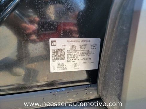 Used 2022 GMC Acadia SLE w/ LPO, Floor Liner Package FWD image 36