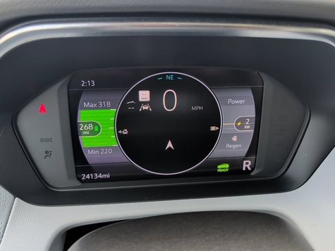 Used 2023 Chevrolet Bolt EUV Premier w/ Sun & Sound Package FWD image 28