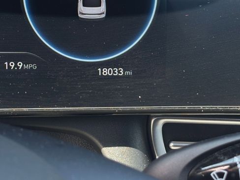 Used 2025 Hyundai Elantra SEL image 46