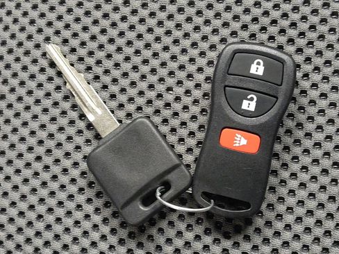 Used 2019 Nissan Frontier SV RWD image 32