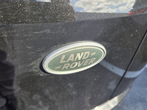 Used 2023 Land Rover Range Rover Evoque R-Dynamic S image 11
