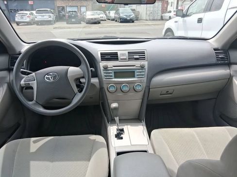 Used 2007 Toyota Camry LE FWD image 13