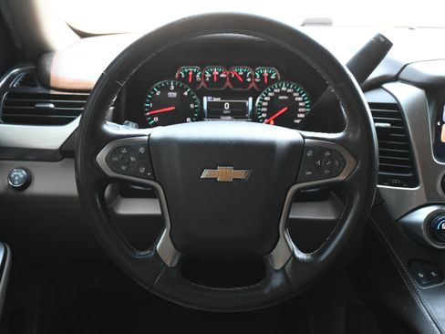 Used 2019 Chevrolet Tahoe LT RWD image 6