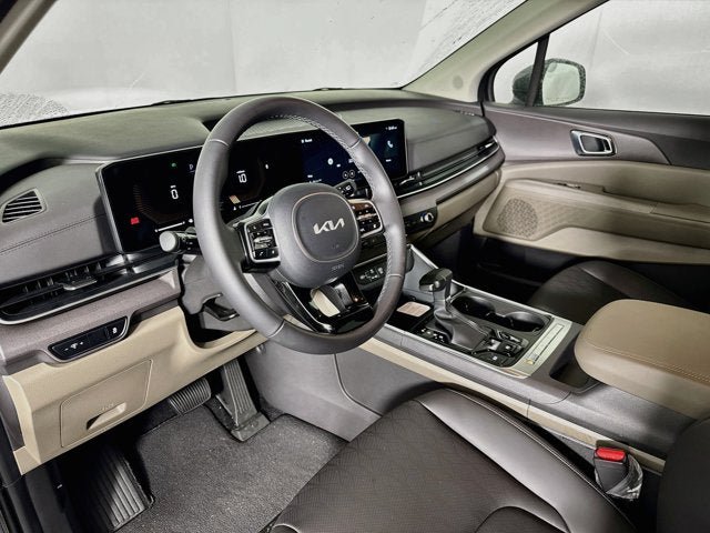 Certified 2026 Kia Carnival EX FWD image 9