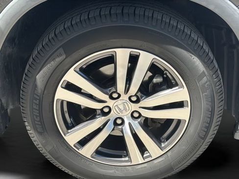 Used 2018 Honda Pilot EX-L image 9