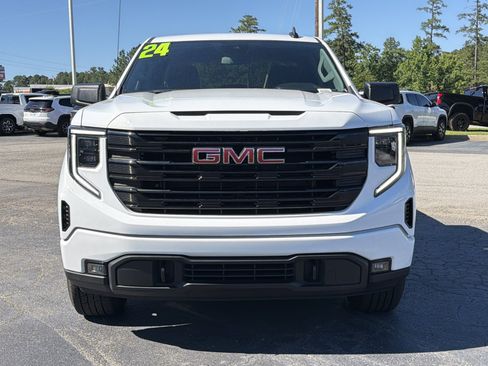 Used 2024 GMC Sierra 1500 Elevation AWD/4WD image 6