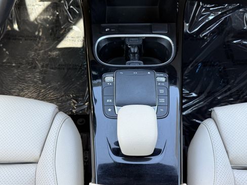 Used 2022 Mercedes-Benz CLA 250 image 38