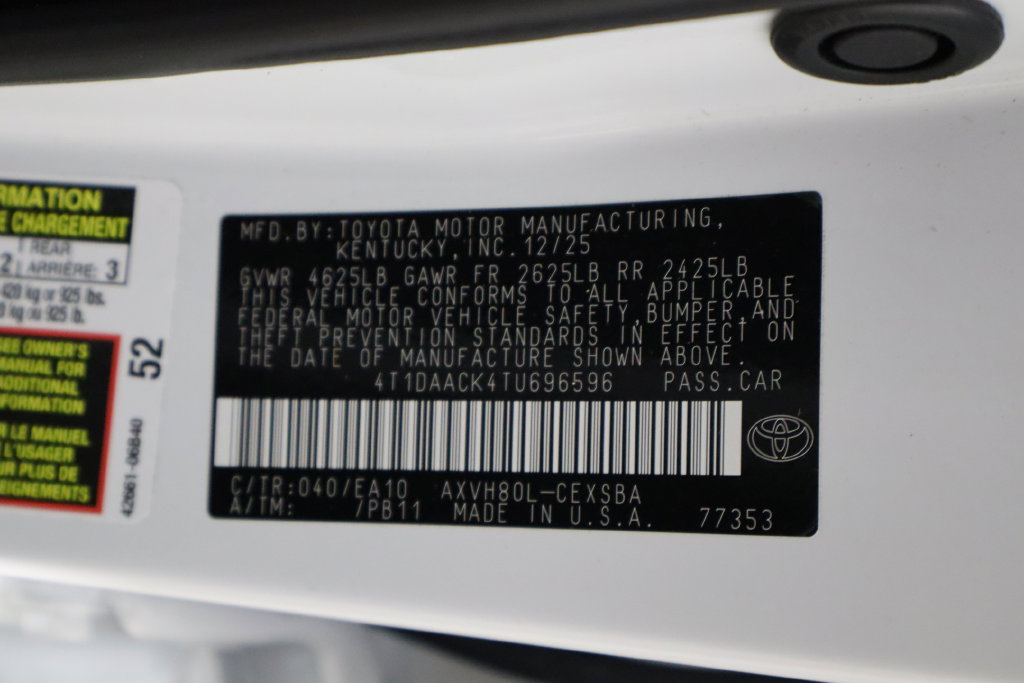 Used 2026 Toyota Camry SE FWD image 39