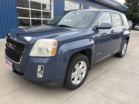 Used 2011 GMC Terrain SLE AWD/4WD image 2
