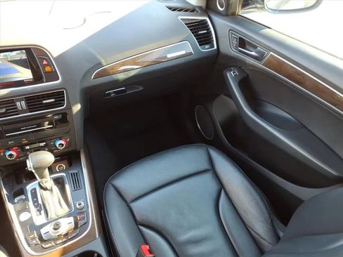 Used 2016 Audi Q5 2.0T Premium Plus w/ Technology Package image 19