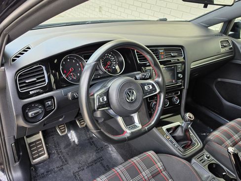 Used 2019 Volkswagen GTI Rabbit Edition FWD image 10