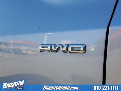 Used 2022 Ford Escape SEL w/ Class II Trailer Tow Package image 7