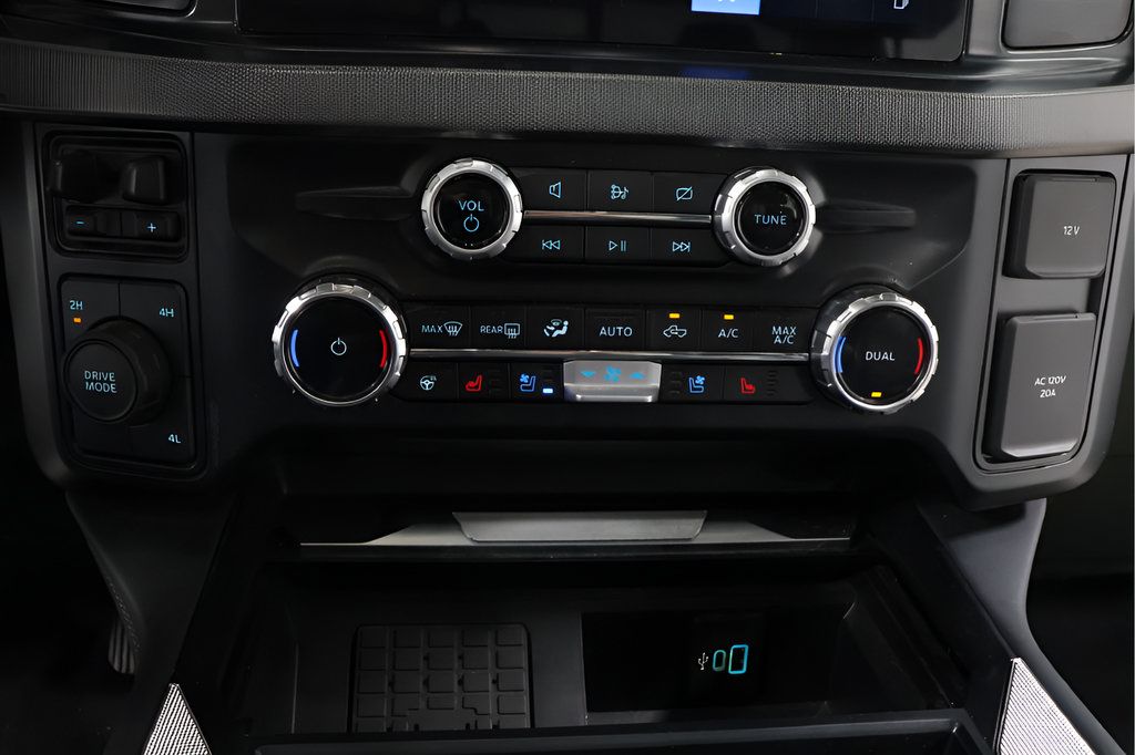 Used 2024 Ford F450 Platinum w/ FX4 Off-Road Package AWD/4WD image 6