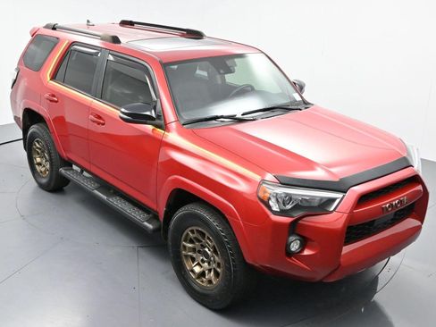 Used 2023 Toyota 4Runner 40th Anniversary SE AWD/4WD image 45