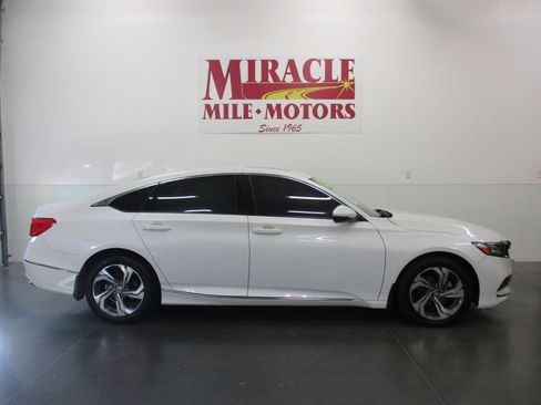 Used 2018 Honda Accord EX-L image 6