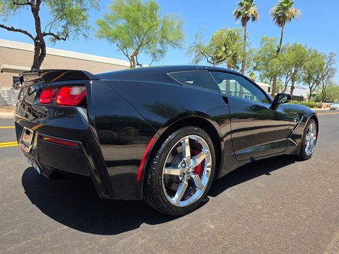 Used 2014 Chevrolet Corvette Stingray Coupe w/ 3LT Preferred Equipment Group RWD image 26