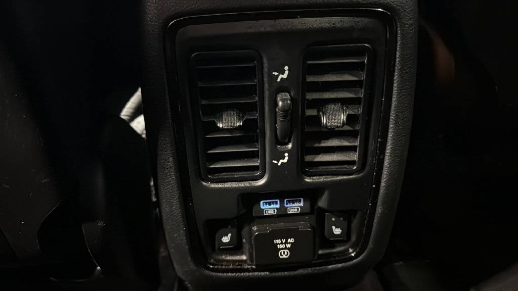Used 2020 Dodge Durango GT AWD/4WD image 19
