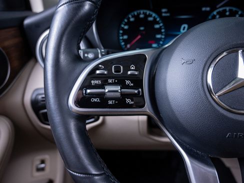 Used 2022 Mercedes-Benz GLC 300 4MATIC image 22