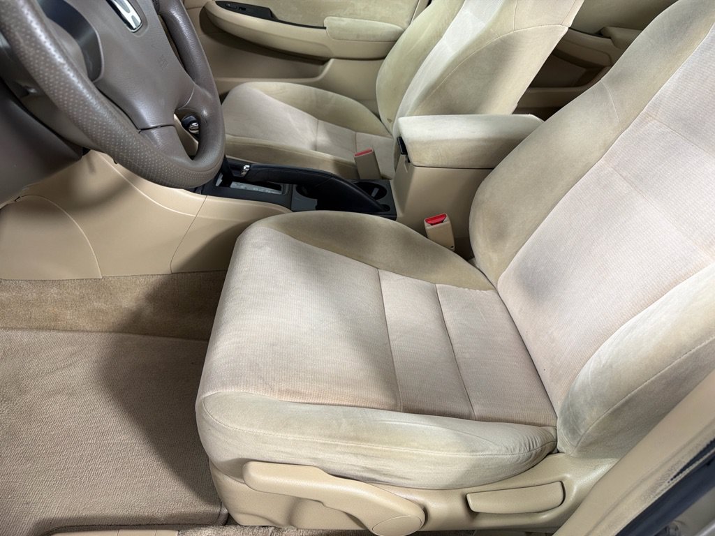 Used 2003 Honda Accord LX image 9