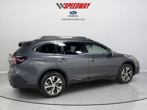 Used 2020 Subaru Outback Touring image 10