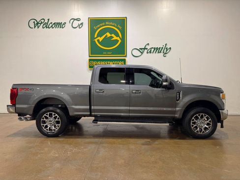 Used 2022 Ford F250 Lariat w/ Lariat Ultimate Package AWD/4WD image 9