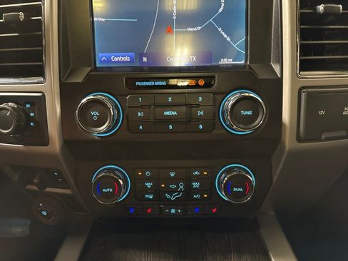 Used 2021 Ford F350 Lariat w/ Lariat Ultimate Package image 27