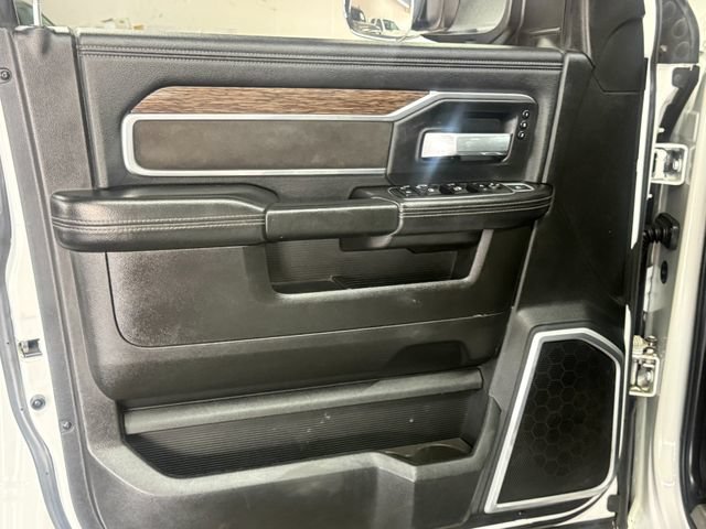 Used 2020 RAM 3500 Laramie AWD/4WD image 25