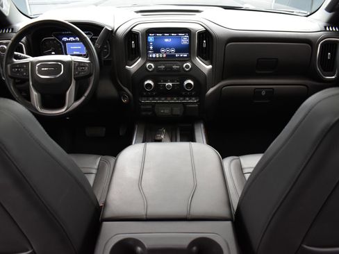 Used 2023 GMC Sierra 2500 Denali w/ Denali Ultimate Package image 13