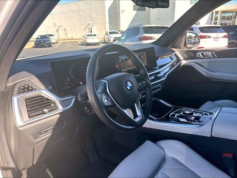 Used 2024 BMW X5 xDrive50e w/ Parking Assistance Package AWD/4WD image 18