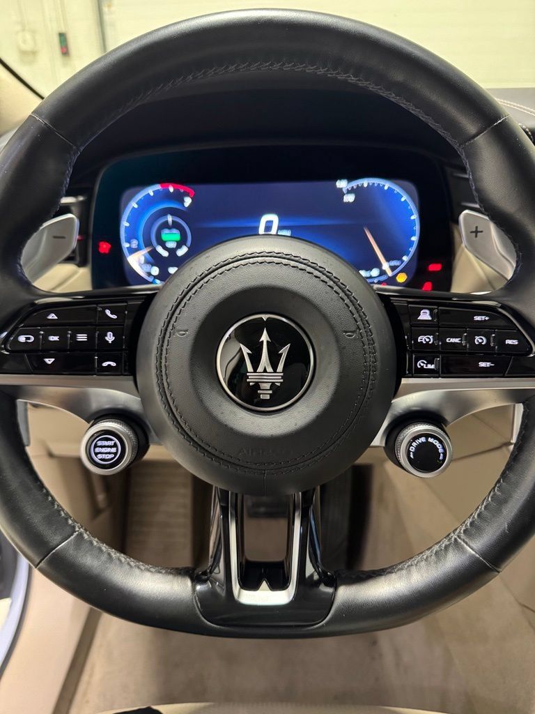 Used 2023 Maserati Grecale GT AWD/4WD image 14