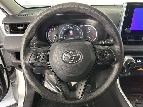 Used 2024 Toyota RAV4 XLE AWD/4WD image 29