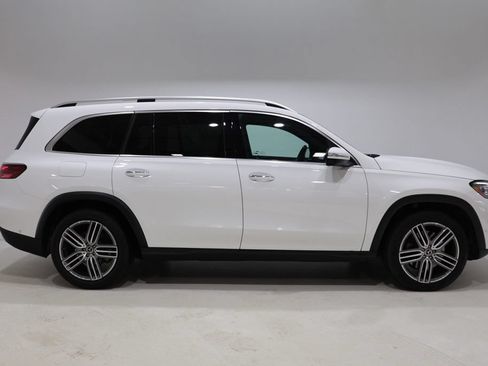 Used 2026 Mercedes-Benz GLS 450 4MATIC image 8