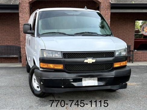 Used 2019 Chevrolet Express 2500 image 1