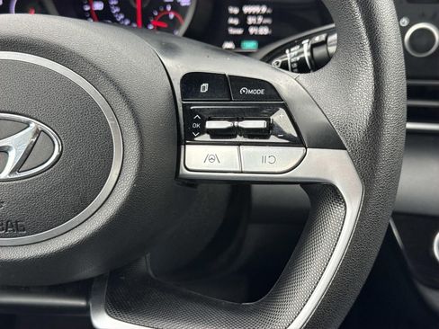 Used 2022 Hyundai Elantra SEL FWD image 14