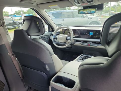 New 2026 Kia EV9 Land AWD/4WD image 13