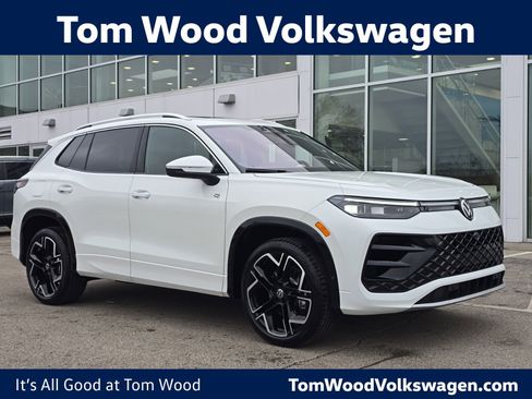 Certified 2026 Volkswagen Tiguan SEL R-Line AWD/4WD image 1