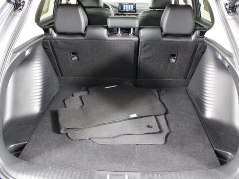 Used 2024 Honda HR-V EX-L image 16
