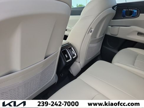 New 2026 Kia Sorento S FWD image 12