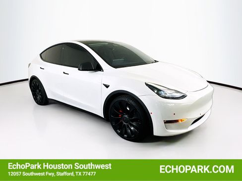 Used 2022 Tesla Model Y Performance AWD/4WD image 1