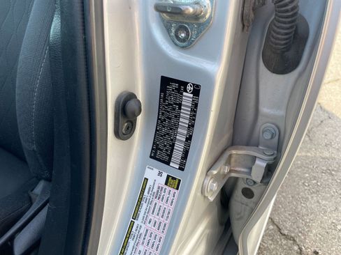 Used 2023 Toyota Corolla LE image 27